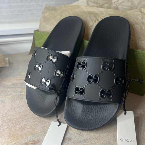 Women’s Gucci Slides - Picture 2 of 3